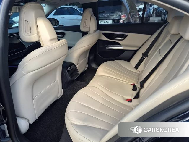 Mercedes-Benz E-Class W214 2024 Синий из Кореи, фото 4