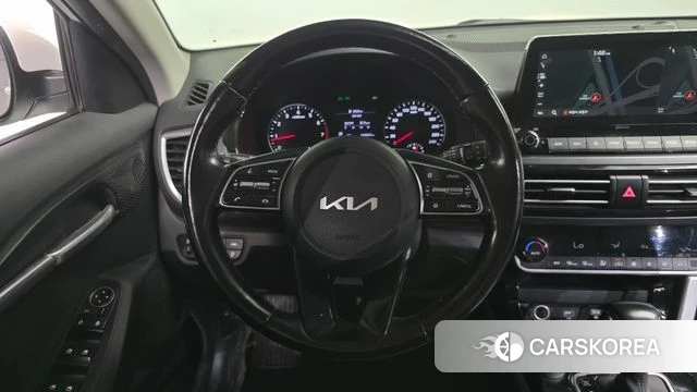 Kia Seltos 2021 Белый из Кореи, фото 4