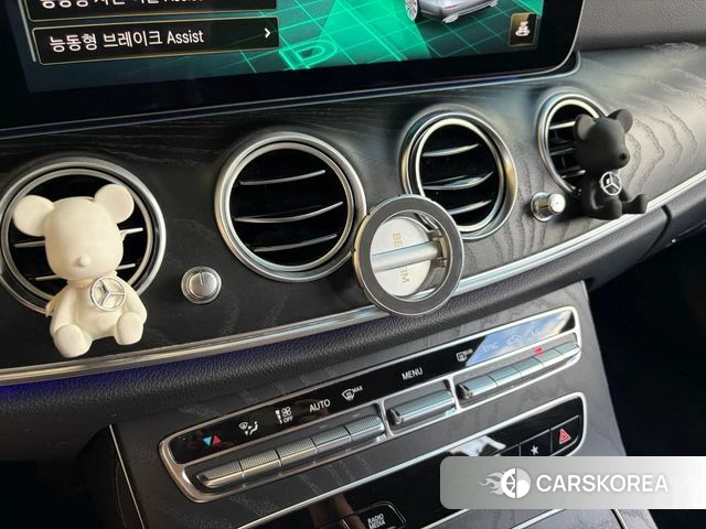 Mercedes-Benz E-Class W213 2023 Белый из Кореи, фото 4