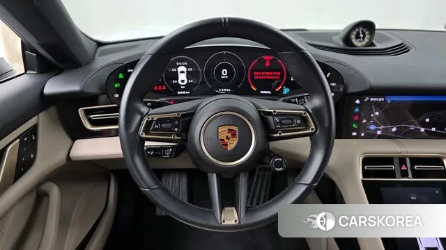 Porsche Taycan 2022 Белый из Кореи, фото 4