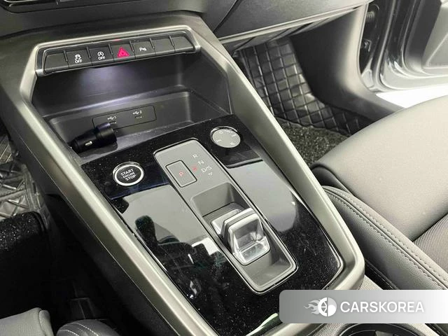 Audi A3 2024 Зеленый из Китая, фото 4