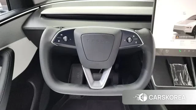 Tesla Model Y 2025 Белый из Кореи, фото 4