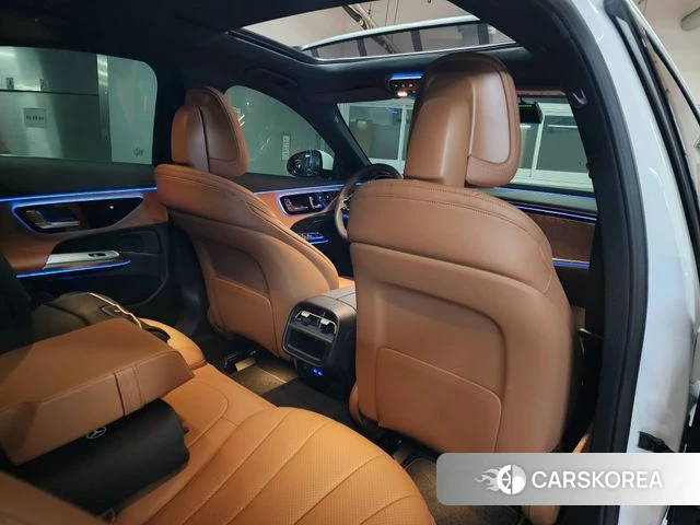 Mercedes-Benz E-Class W214 2026 Белый из Кореи, фото 4