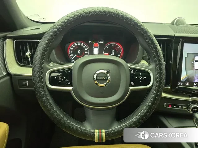 Volvo XC60 second Generation 2019 Серый из Кореи, фото 4