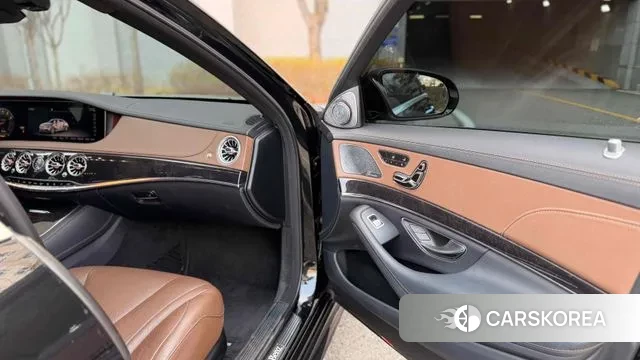 Mercedes-Benz S-Class W222 2018 Черный из Кореи, фото 4