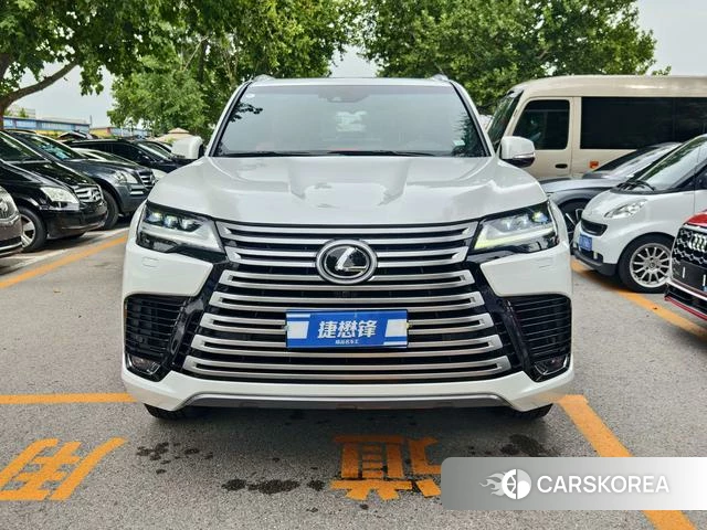 Lexus LX 2023 Белый из Китая, фото 4