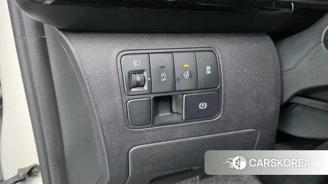 Hyundai Staria 2021 Белый из Кореи, фото 4
