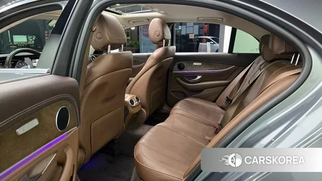 Mercedes-Benz E-Class W213 2019 Серый из Кореи, фото 4