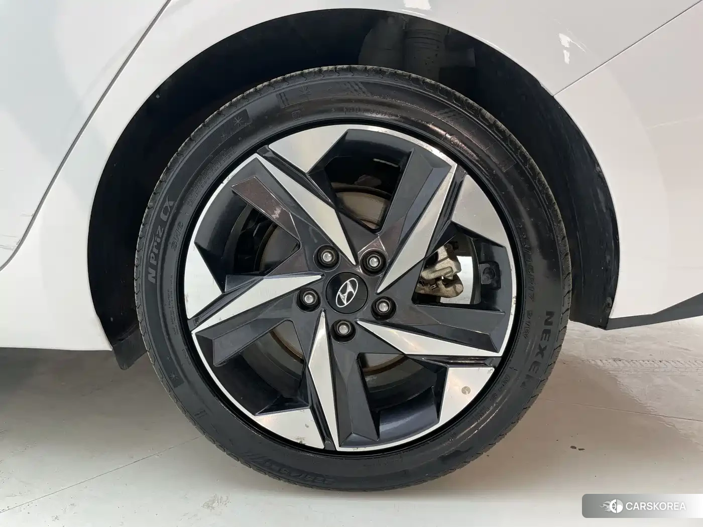 Hyundai Elantra 2022 Белый из Китая, фото 4