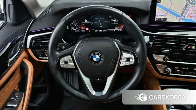 BMW 5 Series (G30) 2022 Серый из Кореи, фото 4