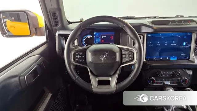 Ford Bronco 6th Generation 2022 Желтый из Кореи, фото 4