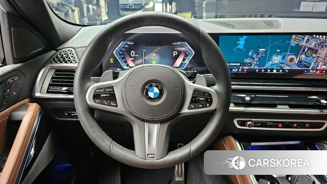 BMW X6 (G06) 2025 Светло-серебряный цвет из Кореи, фото 4