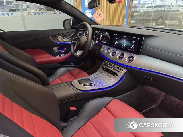 Mercedes-Benz E-class (imported) 2023 Темно-серый из Китая, фото 4