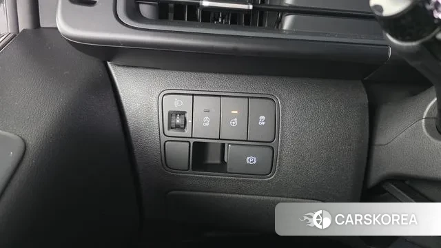 Hyundai Staria 2023 Белый из Кореи, фото 4