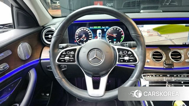 Mercedes-Benz E-Class W213 2019 Белый из Кореи, фото 4
