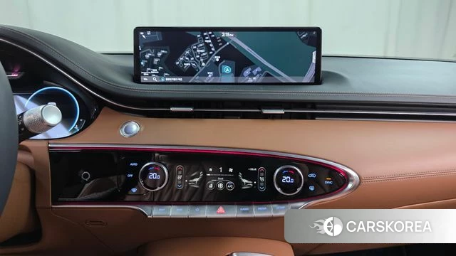 Genesis GV70 2023 Белый из Кореи, фото 4