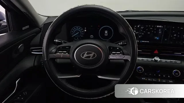 Hyundai The New Avante (CN7) 2025 Светло-серебряный цвет из Кореи, фото 4