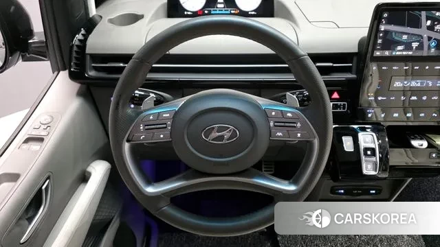 Hyundai Staria 2023 Белый из Кореи, фото 4