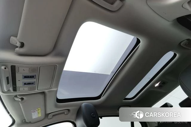 Jaguar XEL 2019 Синий из Китая, фото 4