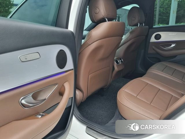 Mercedes-Benz E-Class W213 2021 Белый из Кореи, фото 4