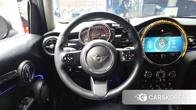 Mini Cooper 2022 Серебристо-серый из Кореи, фото 4