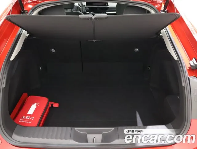 Toyota Prius 5th Generation 2024 Красный из Кореи, фото 4