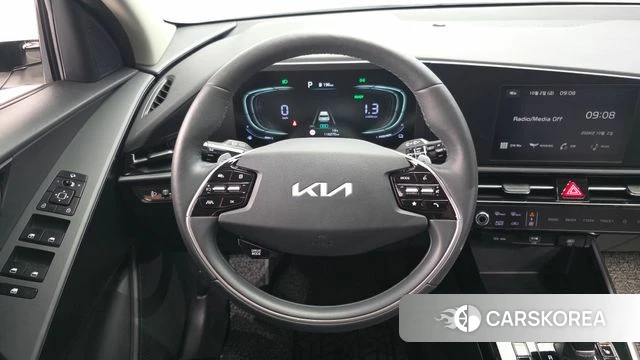Kia Di Ol Nu Niro 2022 Белый из Кореи, фото 4