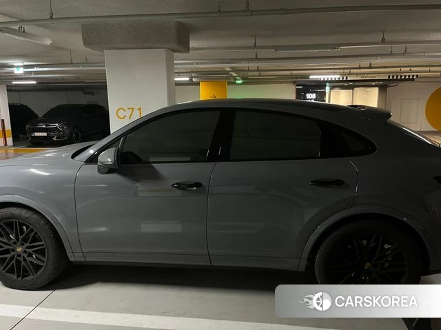 Porsche Cayenne (PO536) 2024 Цвет галактики из Кореи, фото 4