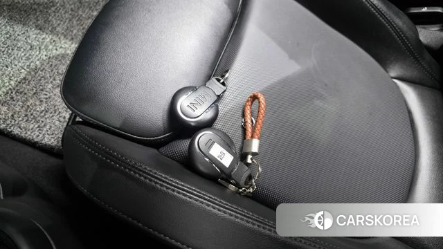 Mini Cooper 2019 Жемчужный цвет из Кореи, фото 4