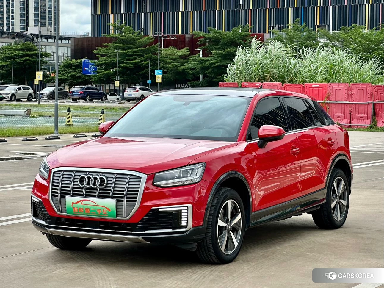 Audi Q2L e-tron 2019 Красный из Китая, фото 4