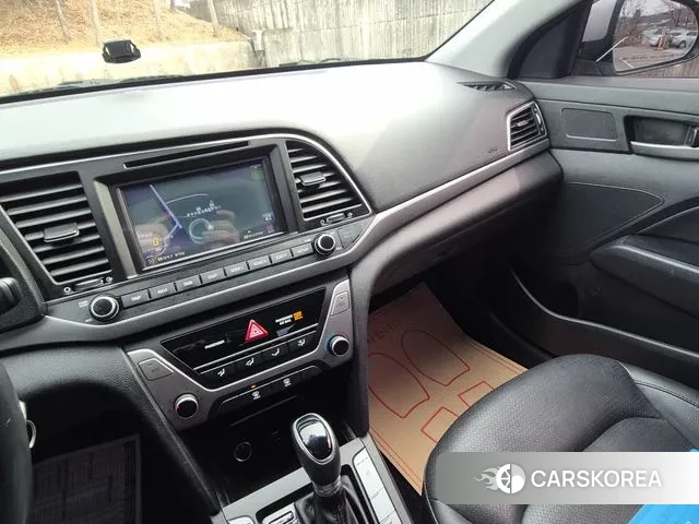 Hyundai Avante AD 2018 Серебряный из Кореи, фото 4