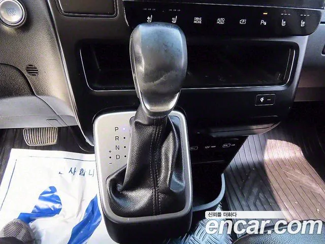 Hyundai Staria 2021 Серебряный из Кореи, фото 4