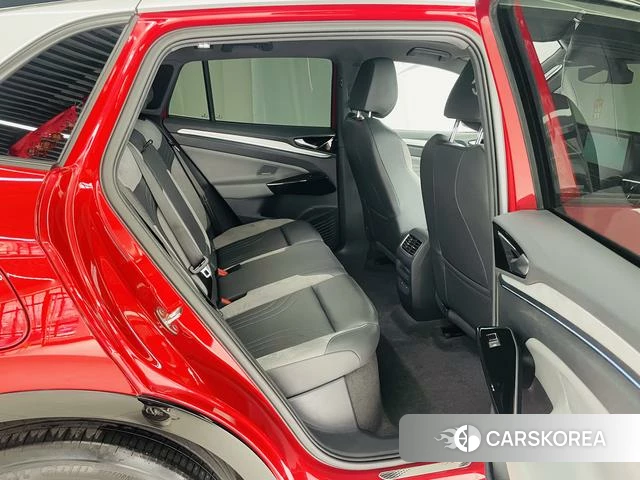 Volkswagen ID.4 CROZZ 2023 Красный из Китая, фото 4