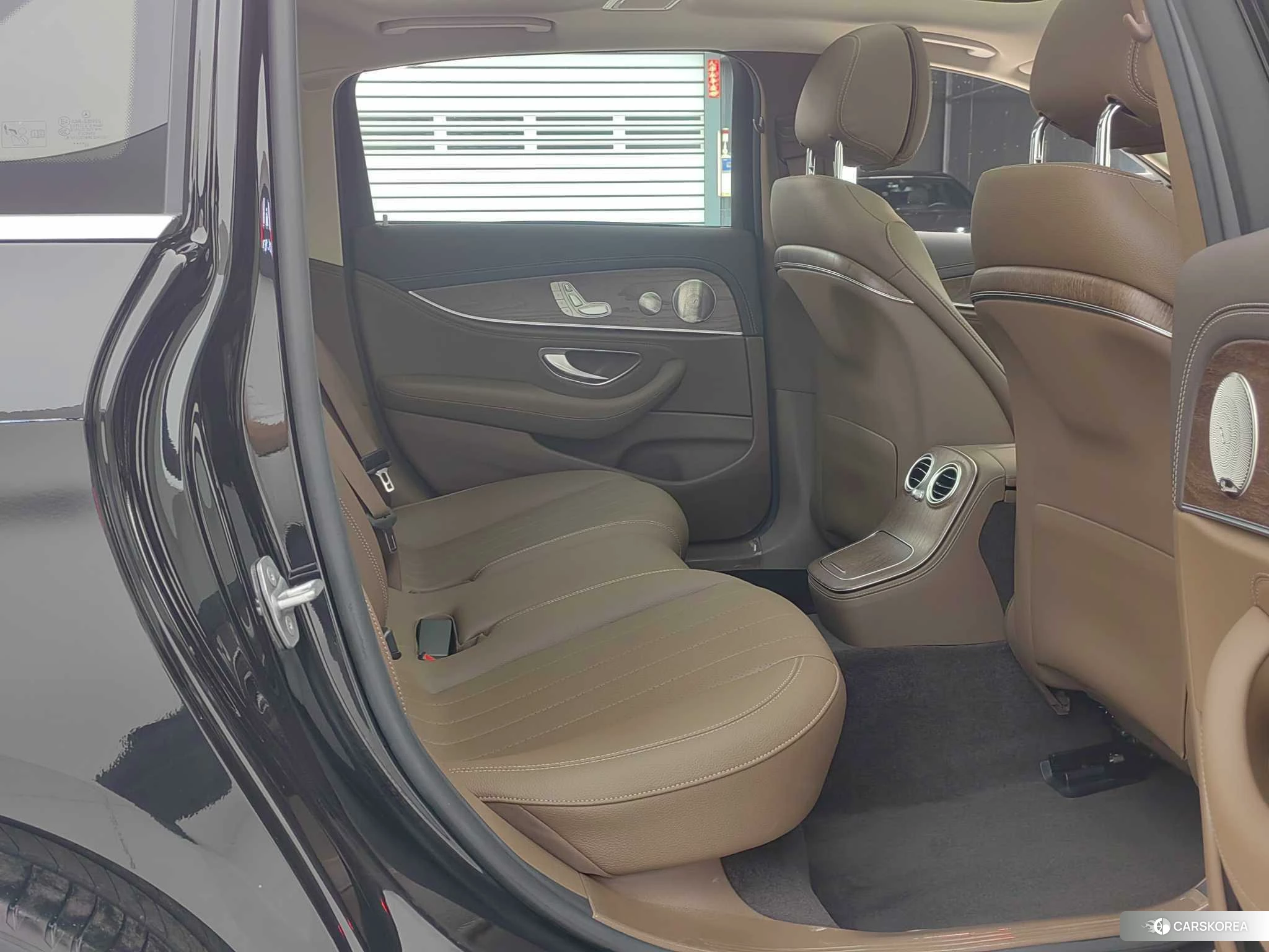 Mercedes-Benz E-class 2022 Черный из Китая, фото 4