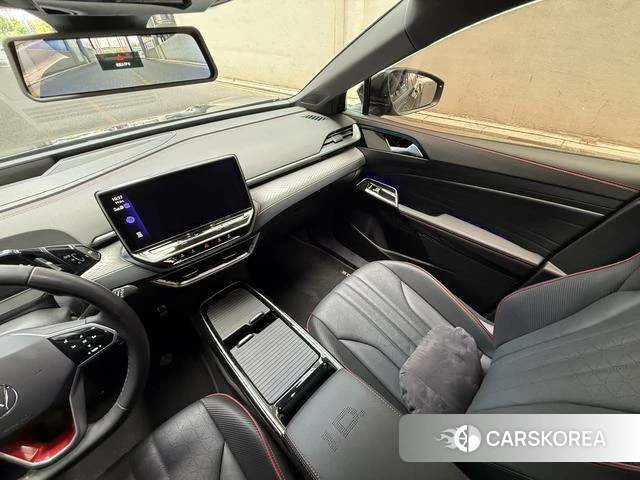 Volkswagen ID.6 X 2023 Черный из Китая, фото 4