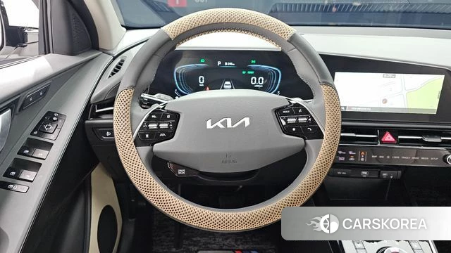 Kia Di Ol Nu Niro 2025 Белый из Кореи, фото 4