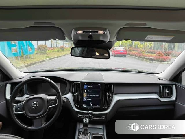 Volvo XC60 2018 Темно-серый из Китая, фото 4