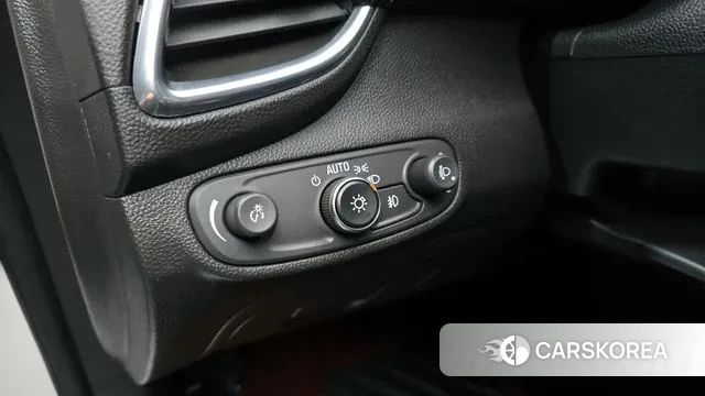 Chevrolet (GM Daewoo) The New Trax 2018 Белый из Кореи, фото 4