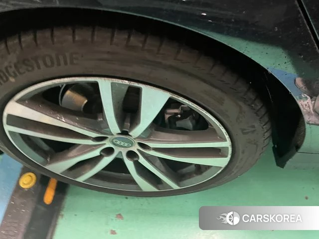 Audi A6 (C8) 2021 Синий из Кореи, фото 4