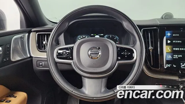 Volvo XC60 second Generation 2018 Серый из Кореи, фото 4