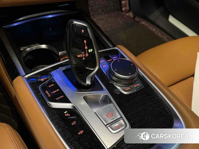 BMW 7 Series (G11) 2018 Черный из Кореи, фото 4