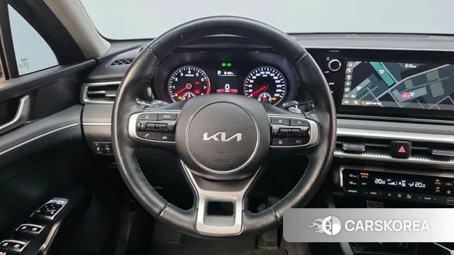 Kia K5 3rd generation 2023 Черный из Кореи, фото 4