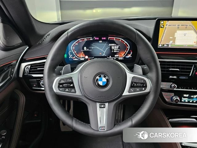 BMW 5 Series (G30) 2023 Черный из Кореи, фото 4