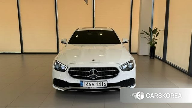 Mercedes-Benz E-Class W213 2022 Белый из Кореи, фото 4