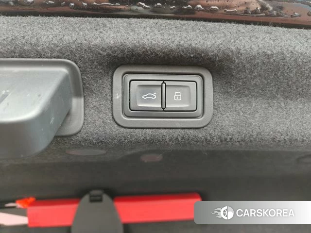 Audi A7L 2024 Черный из Китая, фото 4