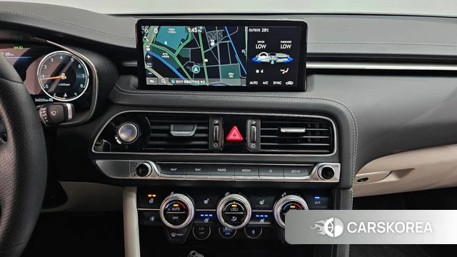 Genesis The New G70 2022 Белый из Кореи, фото 4