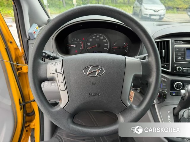 Hyundai The New Grand Starex 2018 Желтый из Кореи, фото 4