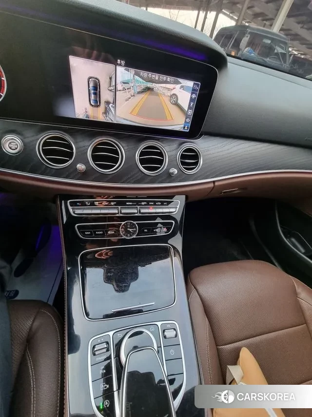 Mercedes-Benz E-Class W213 2018 Серый из Кореи, фото 4