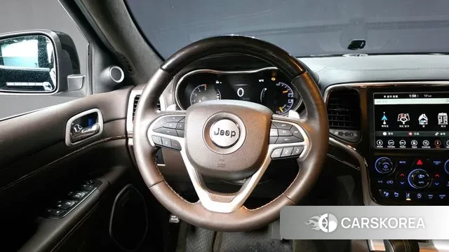 Jeep Grand Cherokee 2018 Черный из Кореи, фото 4