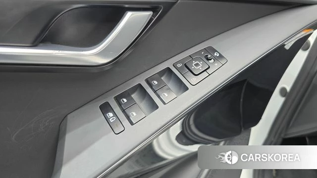 Kia Di Ol Nu Niro 2022 Белый из Кореи, фото 4